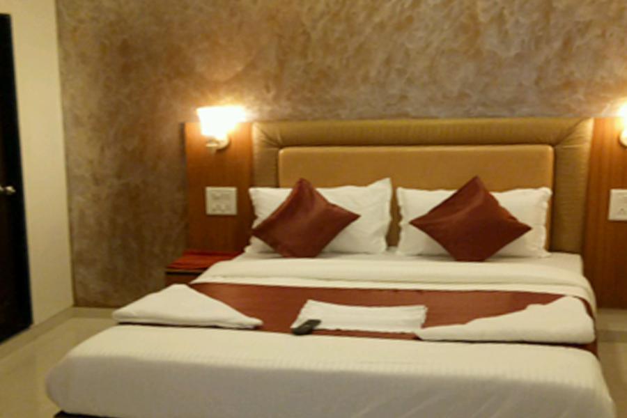 מומביי Flagship 83490 Hotel Bently Palace מראה חיצוני תמונה